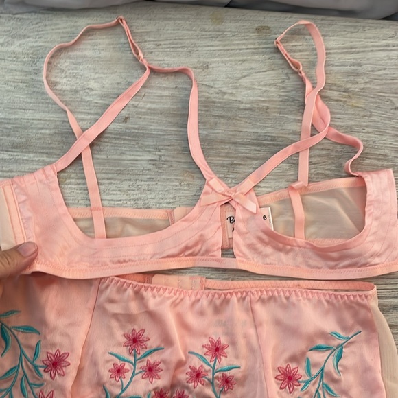 NWOT Bettie Page x playful promises satin bra and garter belt retro size 14 10 L - Picture 2 of 12